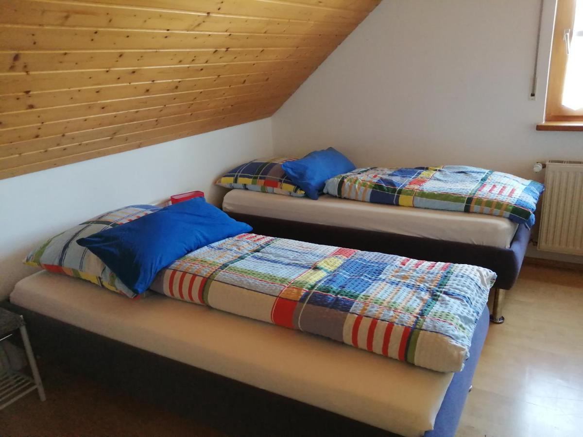 Schoene In Fuer 1 Bis 5 Personen Apartment Deggendorf